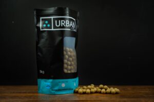 Urban Bait Tuna and Garlic Boilies 18mm 1kg